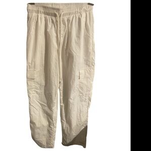 Princess Polly‎ white cargo pants size 2
